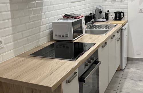 Maureillas-Las-Illas Apartment | In the heart of the city, modern apartment close to all amenities