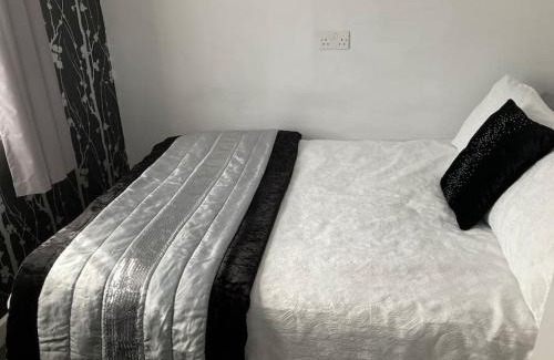 Chichester Apartment | in the heart of chichester