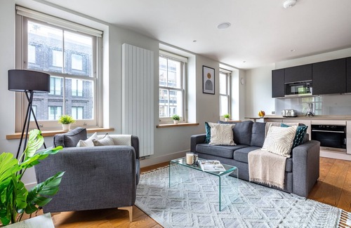 Fitzrovia Apartment | In the Heart of Fitzrovia – Soho - Beautiful 1BR Flat in Central London
