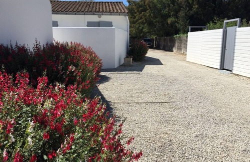 Rivedoux-Plage Cottage | In the heart of the pine forest, cottage for 2 people, very well equipped