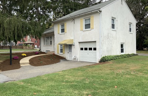 Witmer House | In the heart of Lancaster Co Amish Country, very near Sight & Sound