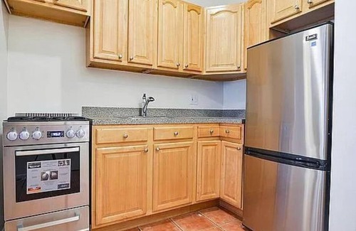 Central Park West Apartment | In the Heart of Manhattan - Spacious Luxury