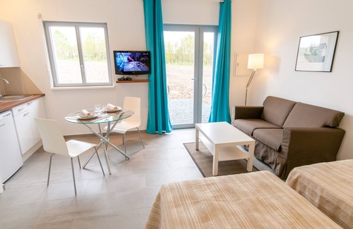 Saint-Hilaire-Saint-Florent Apartment | In the heart of nature between the Cadre Noir and Saumur 2