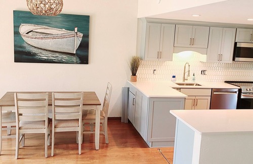 Sister Bay House | IN THE HEART OF SISTER BAY!