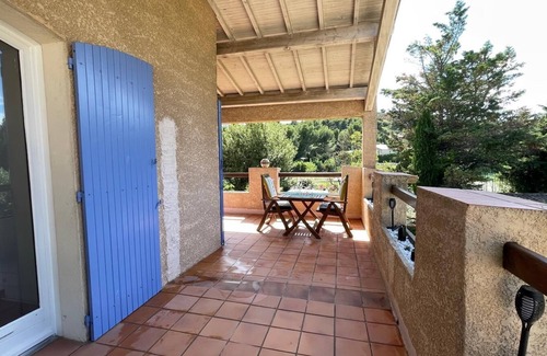 Paradou Apartment | In the heart of the Alpilles - Apartment with swimming pool in a quiet private estate