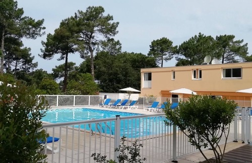 Maubuisson Apartment | In the heart of the pine forest between lake and ocean