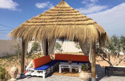 Houmet Souk Villa | In the heart of the olive groves villa la rose des sables