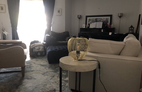 McLean Condo | In the heart of Tyson's corner
