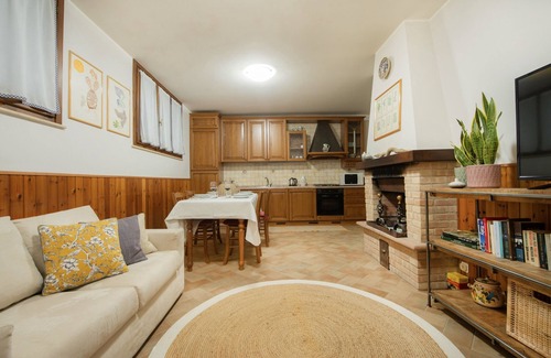 Assisi Cottage | In the heart of Umbria , Assisi : Independent Holiday Home