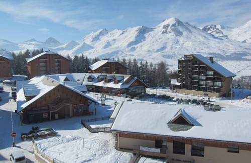 La Joue du Loup Apartment | IN THE MASSIF OF DEVOLUY, FLAT COMFORTABLE WITH BALCONY