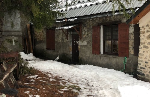 Beuil-les-Launes House | In the Mercantour park, village house at the foot of the ski slopes