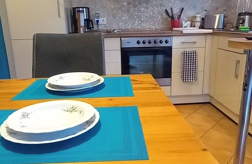 Seckbach Apartment | In the middle of Alt-Seckbach