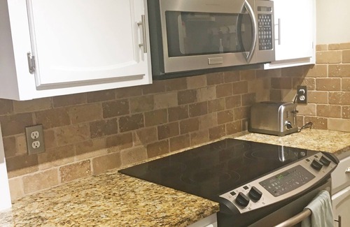 Blowing Rock Condo | In the ❤️ of Downtown Blowing Rock Condo - 1st Floor - 2Bed 2Bath