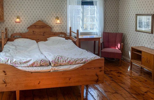 Dalskog House | In this beautiful cottage you can enjoy a beautiful view of the countryside.