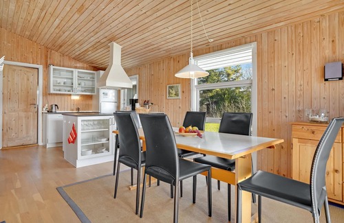 Middelfart House | In this inviting vacation home you will spend your vacation near the sea.
