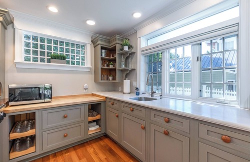 Saratoga Springs House | In -Town Renovated Luxury Family Retreat Available All Year