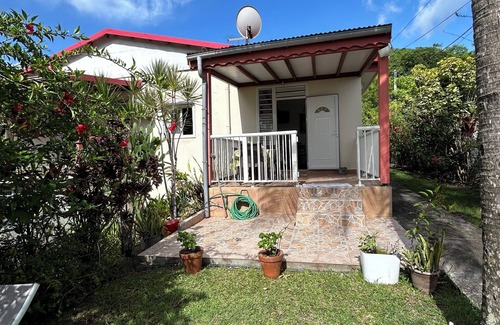 Bouillante Apartment | IN VILLA. APPART 2 CH. AIR-CONDITIONING - IDEAL FOR FAMILIES - ALL COMFORTS. GARDEN TERRACE