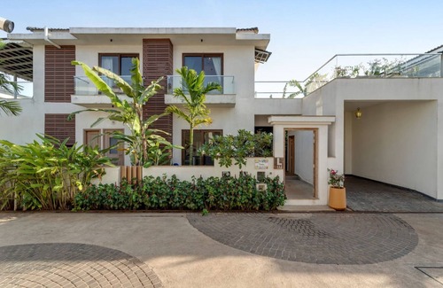 Anjuna House | Inaari - 5BR w Private Pool 5km to Anjuna Beach
