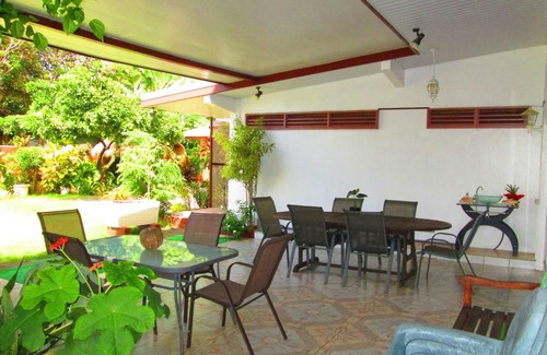 Arue Bed & Breakfast | Inaiti Lodge