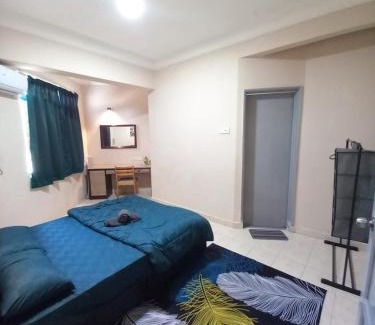 Bagan Pinang Apartment | Inap Desa Chempaka, Golden Straits Villa