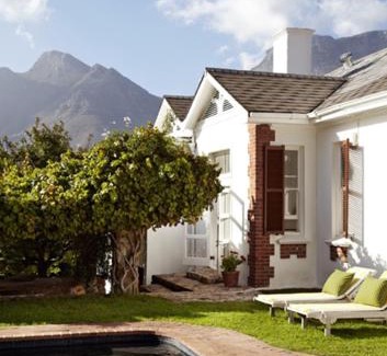 Cape Town City Centre House | InAweStays Holiday Homes