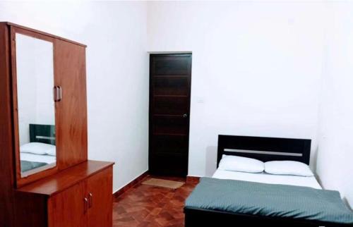 Elappara House | Inchimala Holiday Inn
