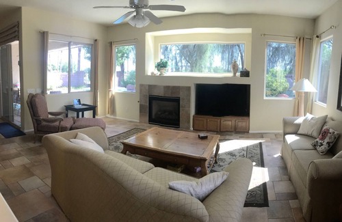 Sunrise Manor House | Includes membership @ gated Stallion Mountain Golf Club