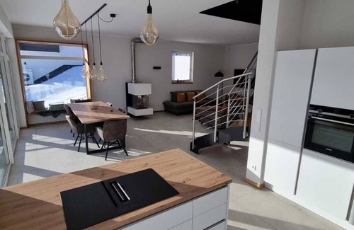 Ortsmitte House | Incomparable vacation home with distant views