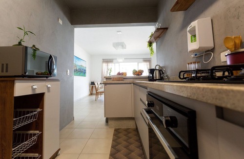 Vila Clais Apartment | Incrível Vista para o Mar com Varanda
