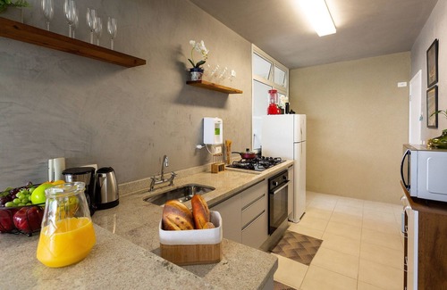 Vila Clais Apartment | Incrível Vista para o Mar com Varanda