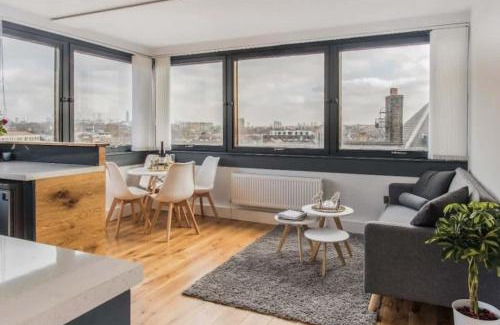 Latchmere Apartment | Incredible 3BR Battersea Flat & Spectacular View