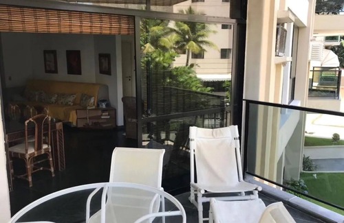 Enseada Apartment | Incredible and spacious family apartment in Enseada one block from the beach