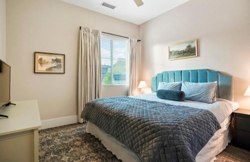 Golden House | Incredible Golden Location Close to Red Rocks and School of Mines