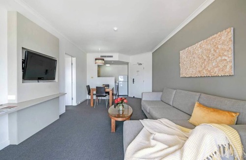 Darwin City Centre Apartment | Incredible Harbourfront Home Away from Home
