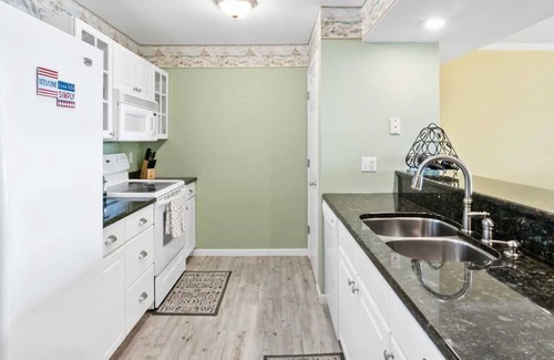 Lakeland Condo | Incredible Lake View! Harbour Towne Condo - 2 Bedroom - Inquire for Boat Slip