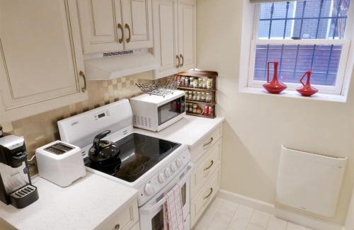 Logan Circle Apartment | Incredible Location steps from 14th