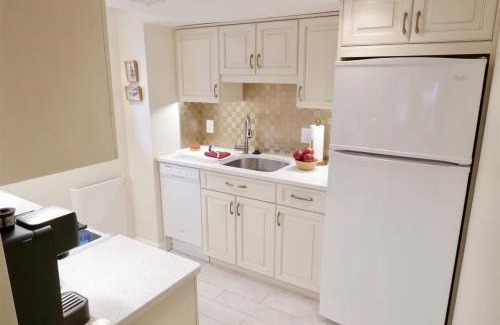 Logan Circle Apartment | Incredible Location steps from 14th