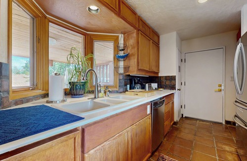 Arroyo Seco House | Incredible luxury estate with private pool, hot tub, grills, stone fireplaces