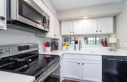 Seabrook Island Villa | Incredible Marsh Views 2BR/2.5BA Creek Watch Villa! Amenity Cards Available!