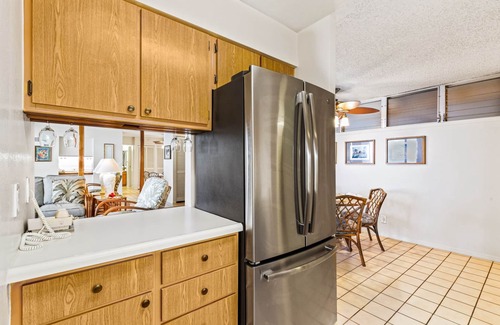 Kahana Condo | Incredible OCEANFRONT condo with a view of Molokai! Royal Kahana 309
