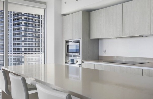 Hallandale Beach Condo | Incredible oceanfront apartment with breathtaking views - 22th floor