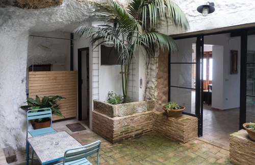 Villena House | Incredible swimming pool. Ideal for large groups in the historic center of Villena.