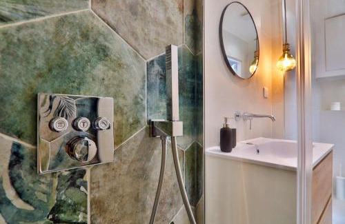 Notre-Dame du Mont Apartment | Incredible T2 - La plaine - Very well located