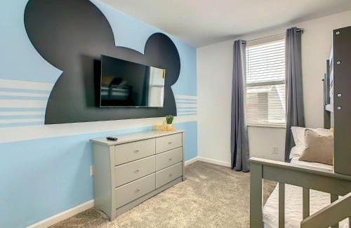 Four Corners House | Incredible Thematic 2BR with 2 Clubhouses
