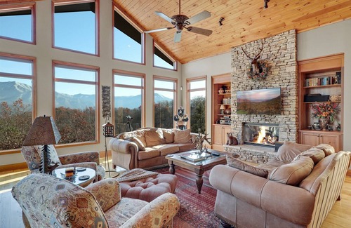 Chalet Village Cabin | Incredible View from this Chalet Village Cabin! Hot Tub, Pool Table, Free WiFi!