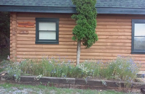 Gatlinburg Cabin | "Incredible Views" "Absolutely Wonderful" "Amazing" "A Dream" "Perfect" -Reviews