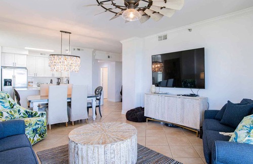 Ono Island Condo | Incredible Views + Large Patio & Many Community Amenities