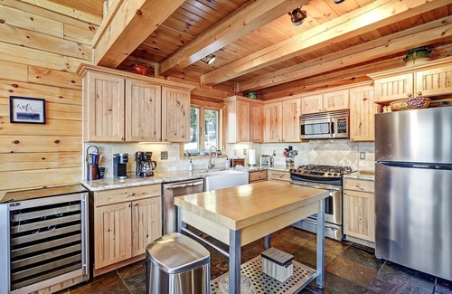 Angel Fire House | Incredible Views! Stunning log home w/wrap around deck and covered porch