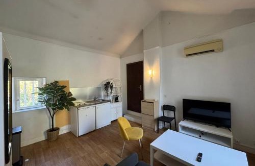 Mazargues Apartment | Incroyable Appartement Marseille