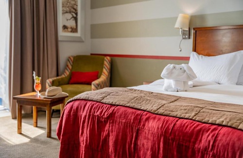 Tlokweng Hotel | Indaba Lodge Gaborone